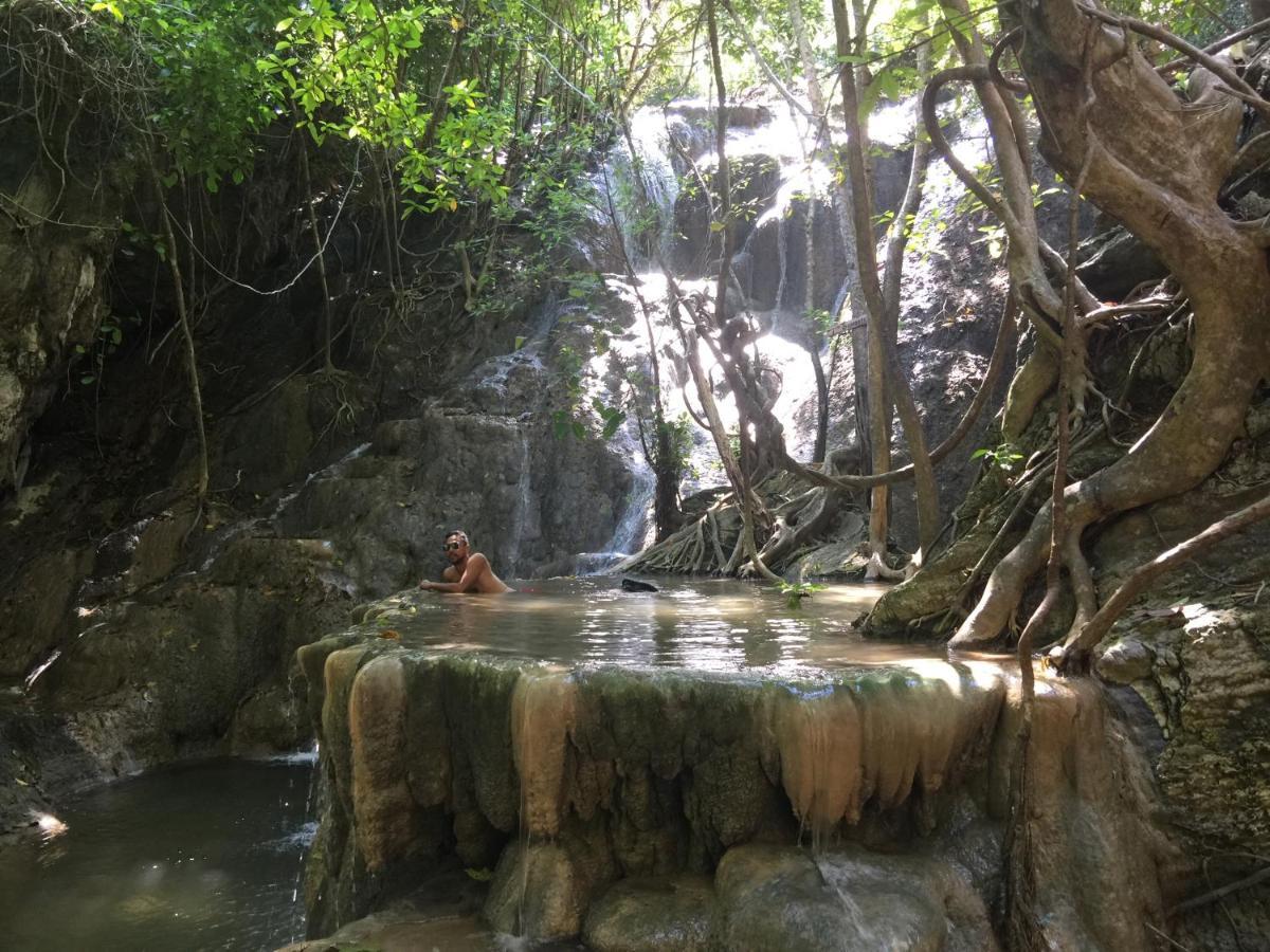Maleo Moyo Hotel & Dive Resort Moyo Island 외부 사진