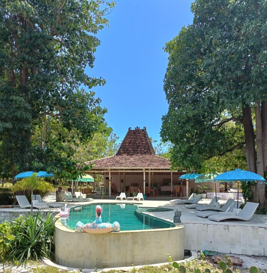 Maleo Moyo Hotel & Dive Resort Moyo Island 외부 사진